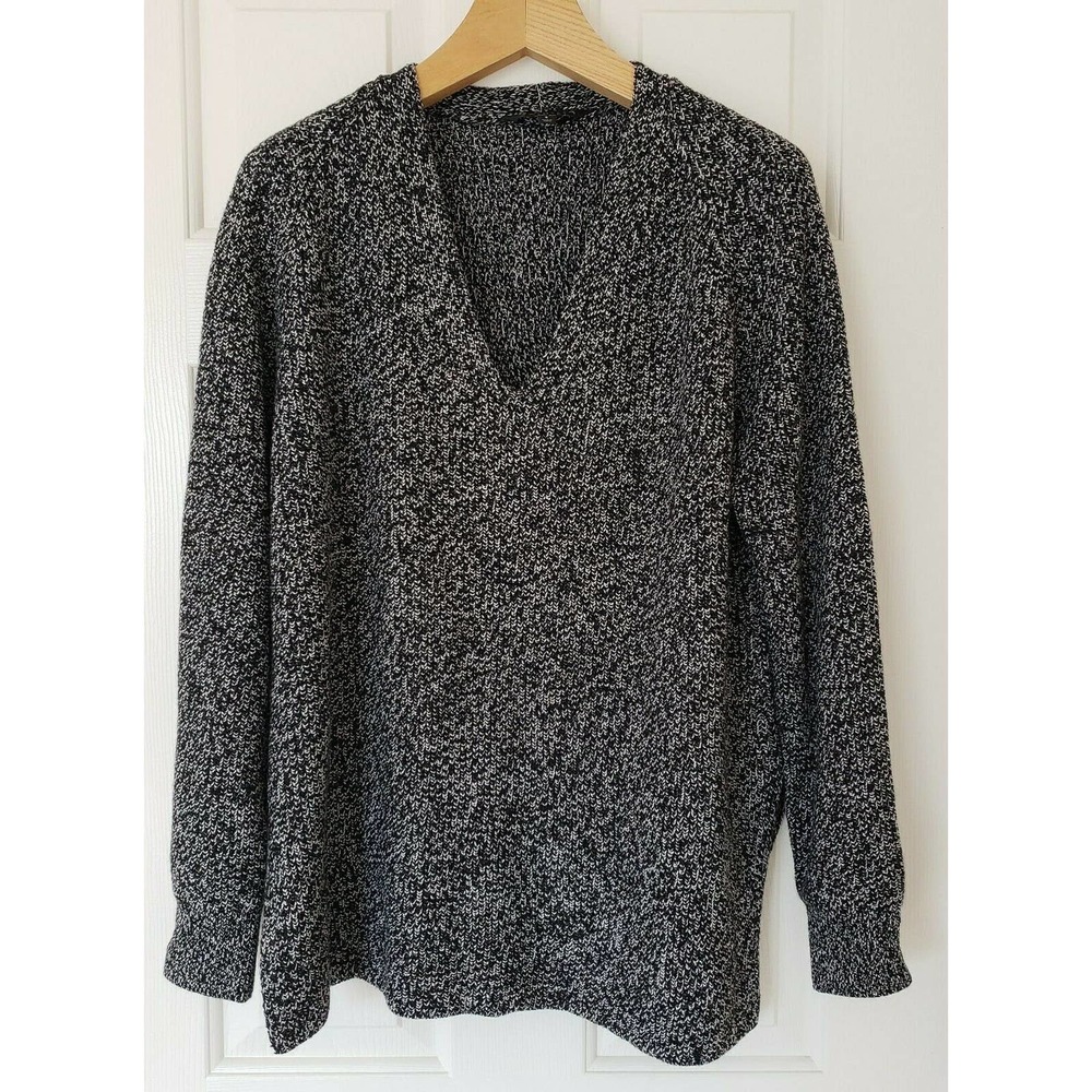 EUC $108 Athleta Size S Switchback Sweater